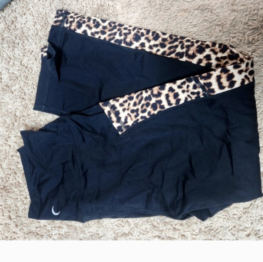 ZYIA Black Leggings with Leopard Print Waistband